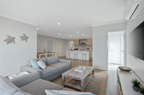 Wait 'N' Sea by Ready Set Stay - in Cowes - BYO LINEN & TOWELS